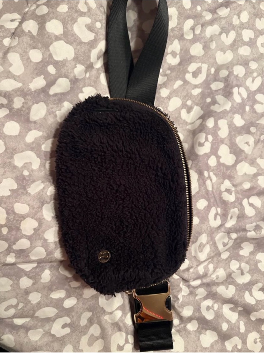 Black Lululemon Sherpa Crossbody Belt Bag